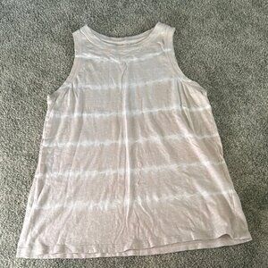 Time and Tru Cream Relaxed Sleeveless Tank Top